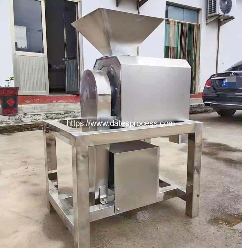 Automatic-Date-Pulping-Machine